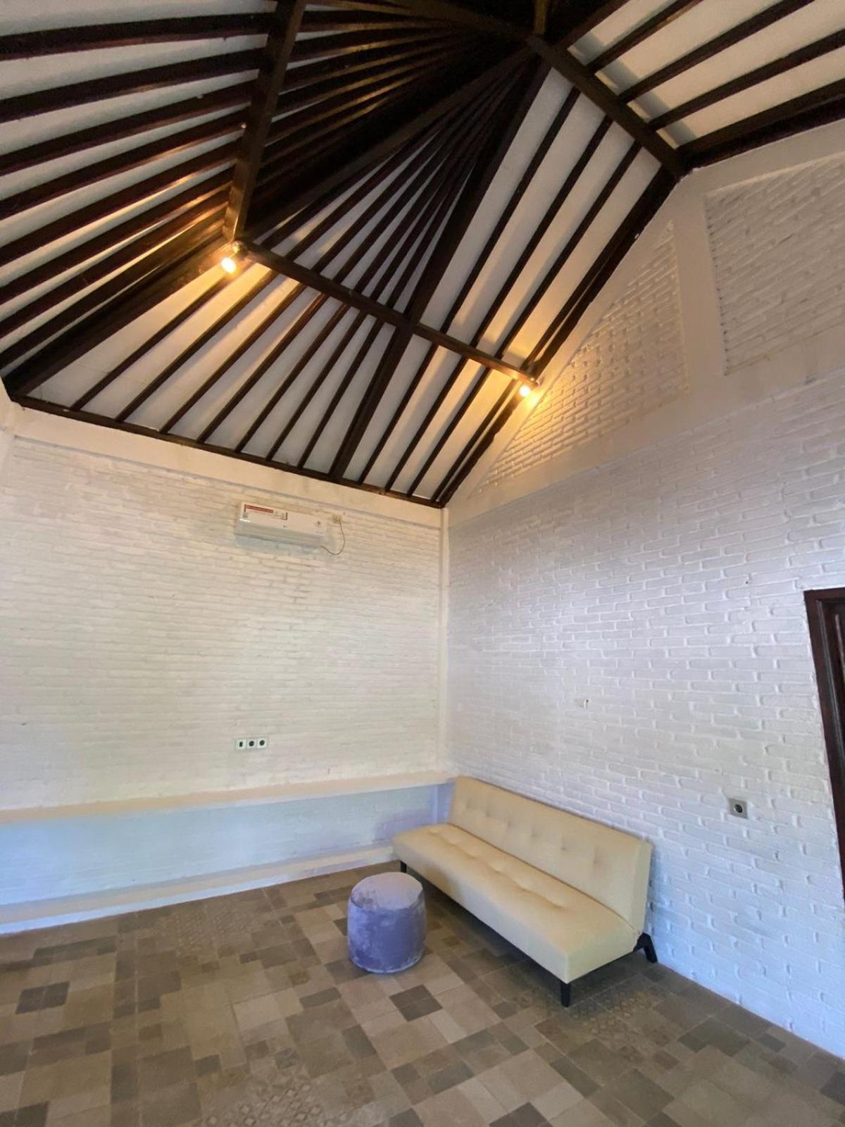 Lazy Inn Kuta  Exterior photo